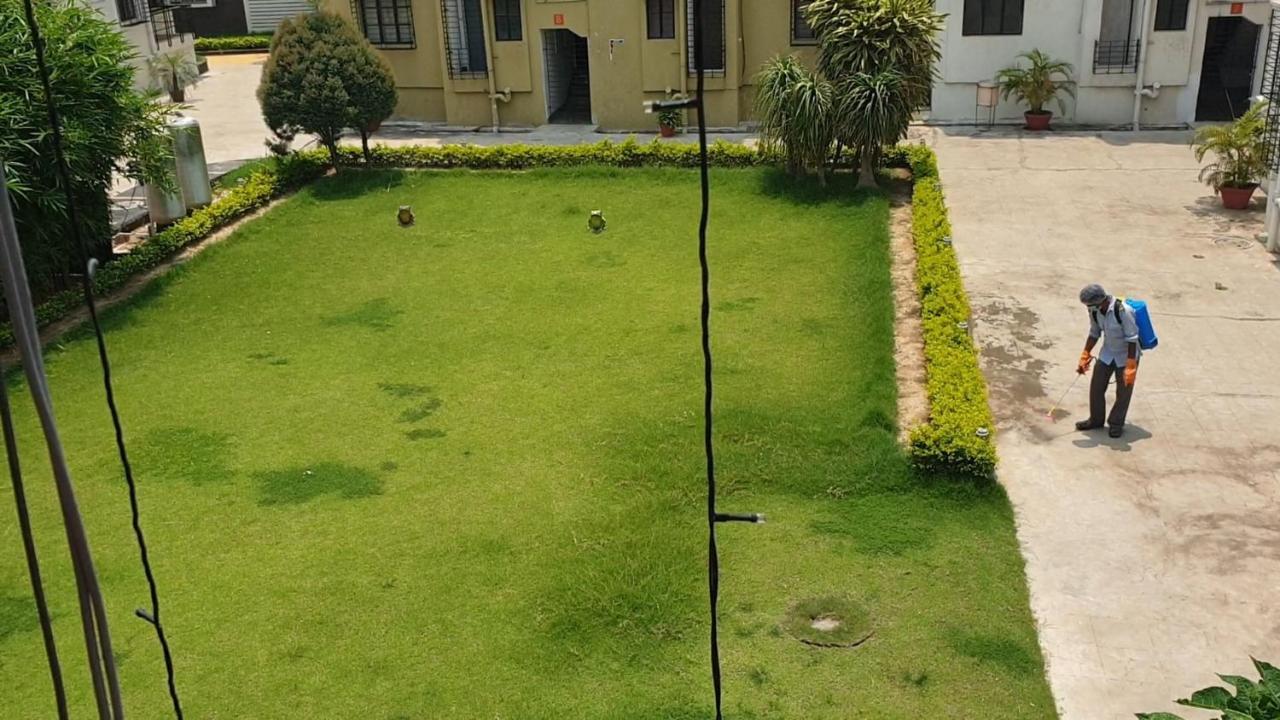 Panthashala Santiniketan Hotel Sri Niketan Buitenkant foto