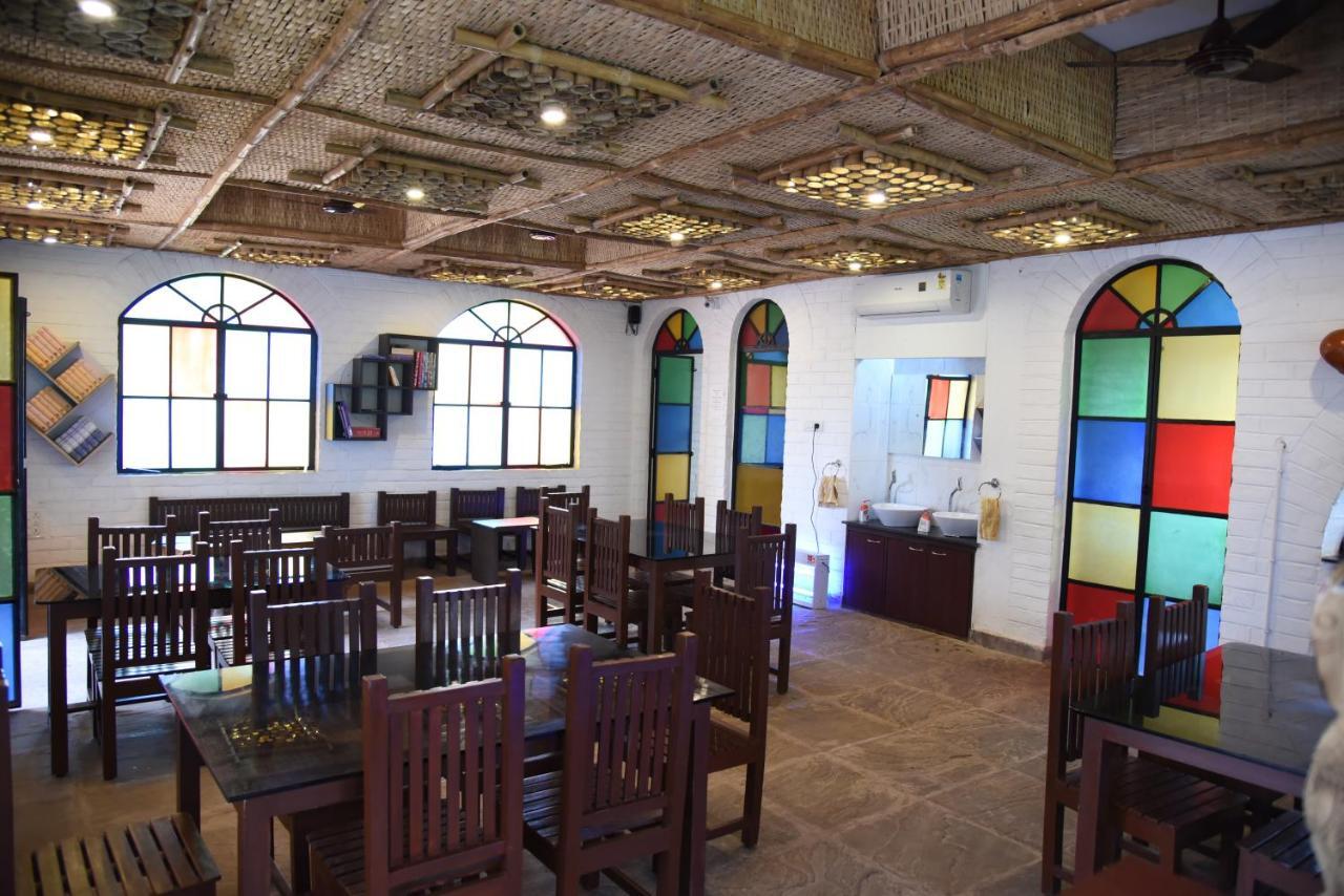 Panthashala Santiniketan Hotel Sri Niketan Buitenkant foto