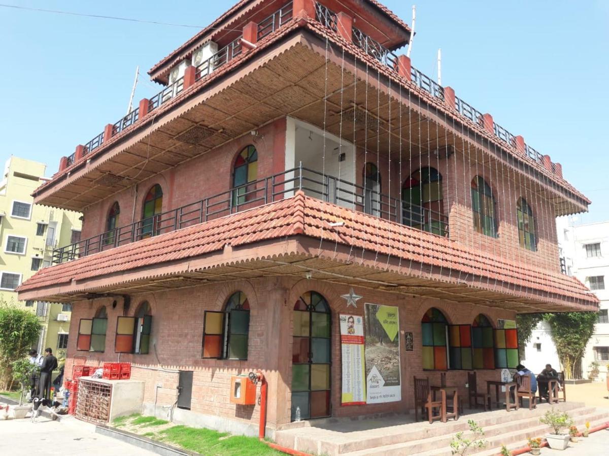 Panthashala Santiniketan Hotel Sri Niketan Buitenkant foto