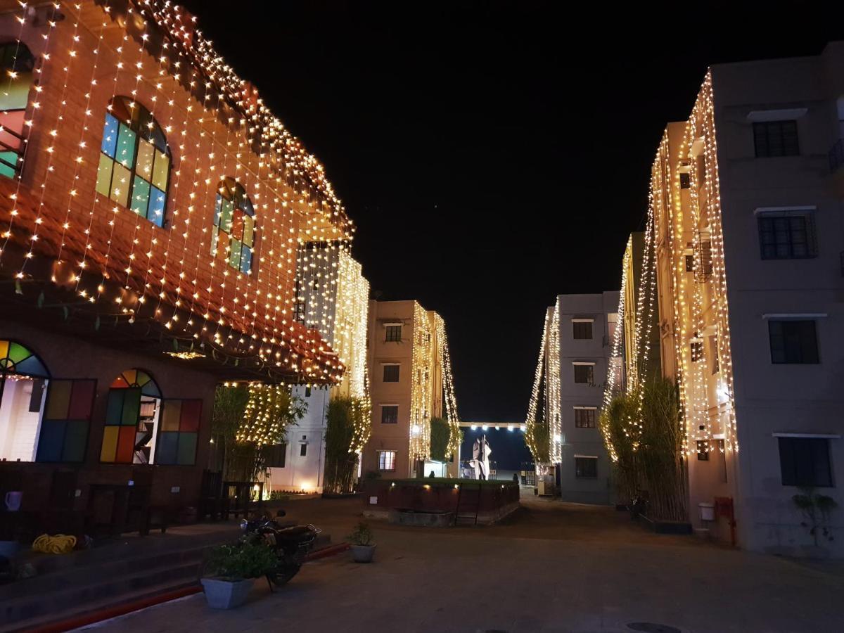 Panthashala Santiniketan Hotel Sri Niketan Buitenkant foto